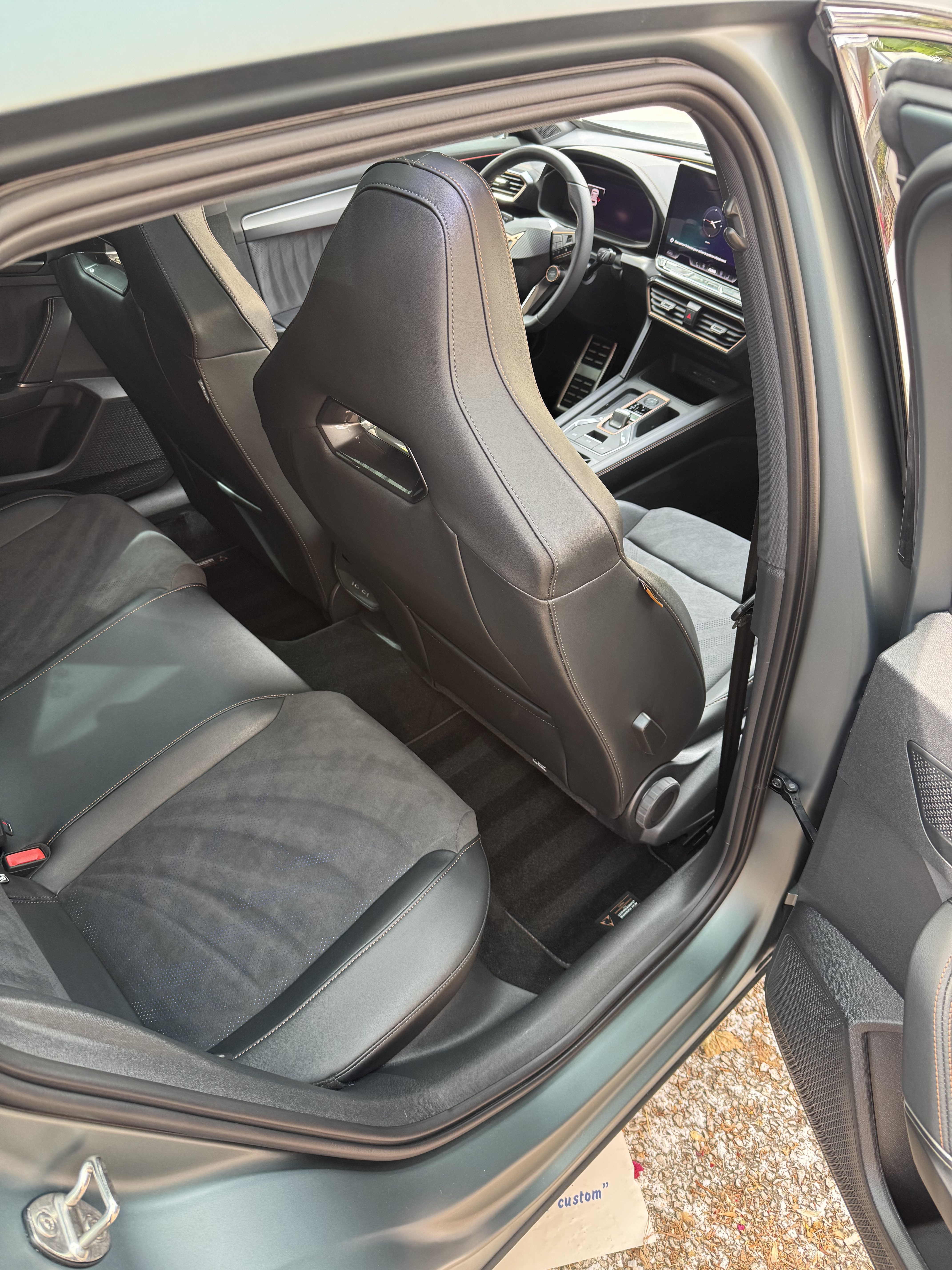 Avant — Renault Twingo